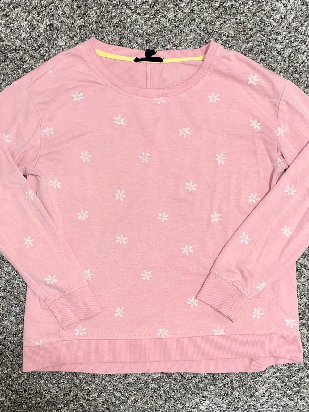 Jane and Delancey Pink Daisy Embroidered Sweatshirt Size Juniors Medium
